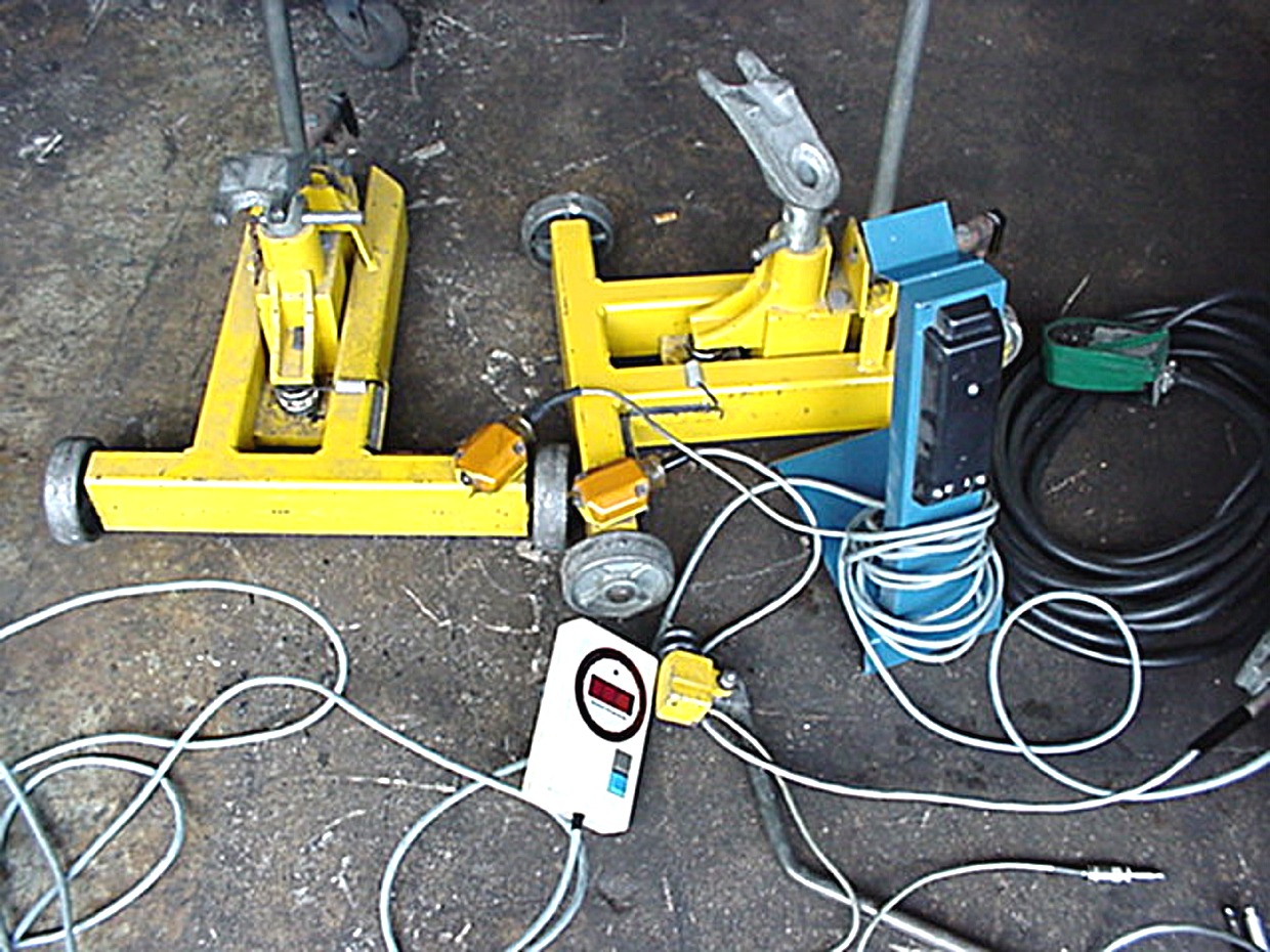 wheel balancer, used,tire balancer, coats (tm), john bean (tm), hoffman